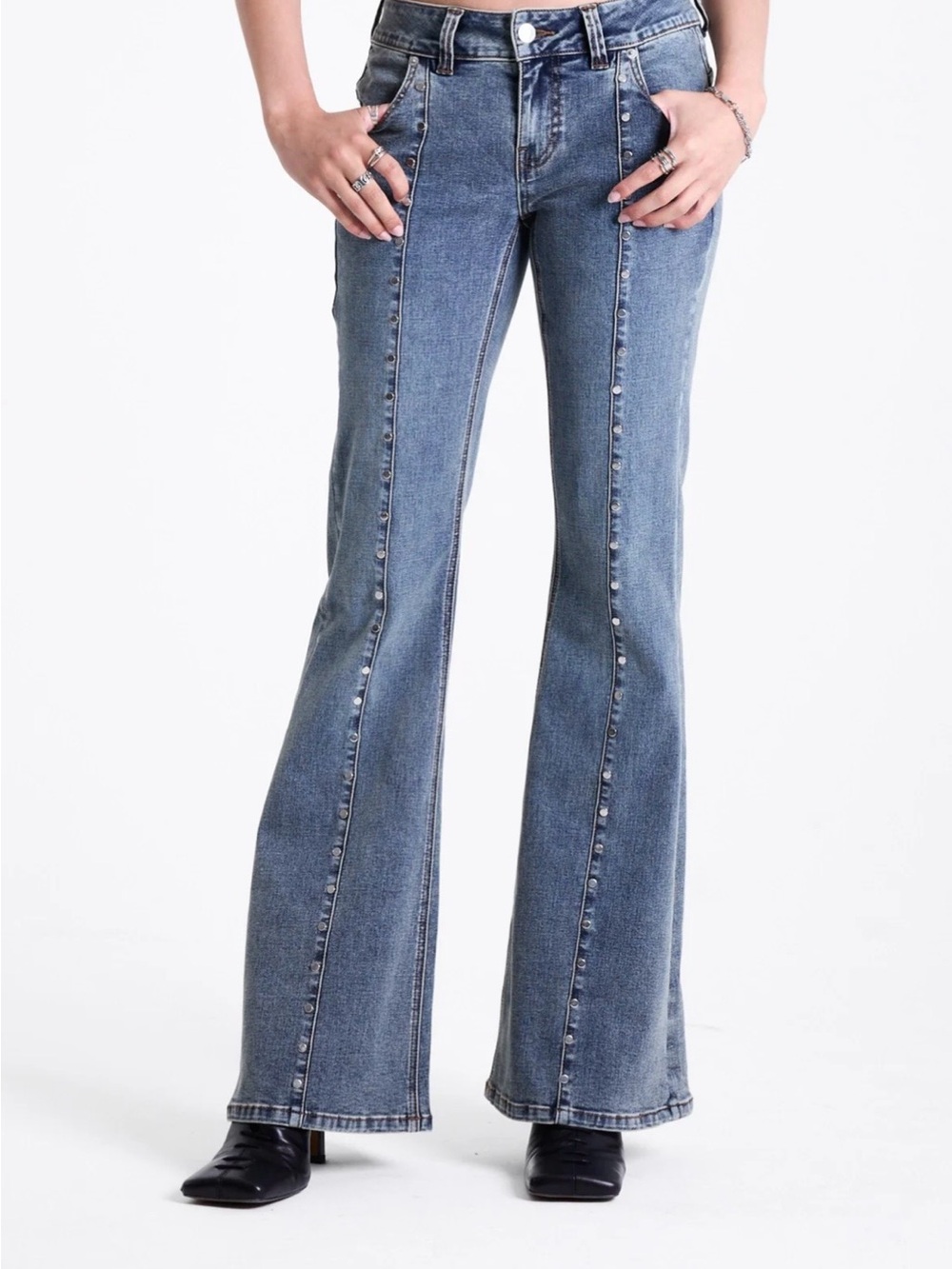 The Ragged Priest RUNAWAY SEAM DETAIL STUDDED FLARE JEANS